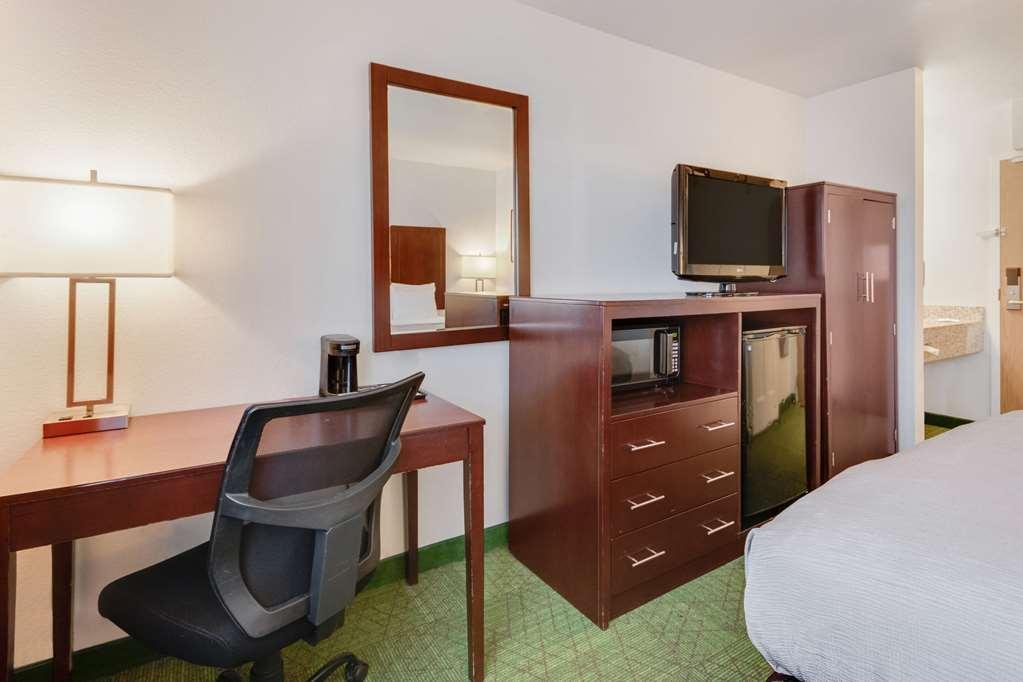 Quality Inn Belgrade Quarto foto